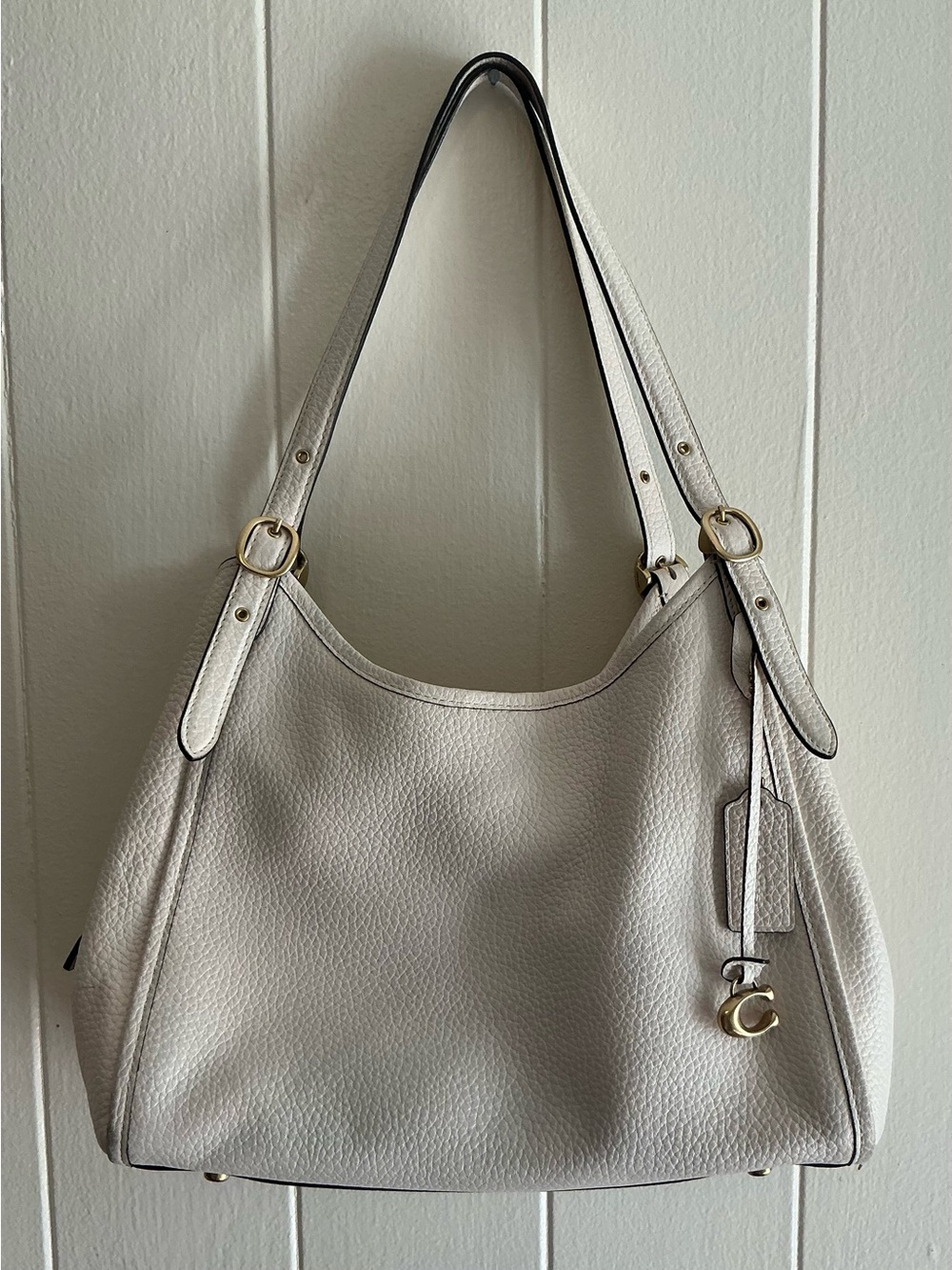 Rare Coach Lori Shoulder Bag in chalk white soft pebble leather Shoulder Handbag